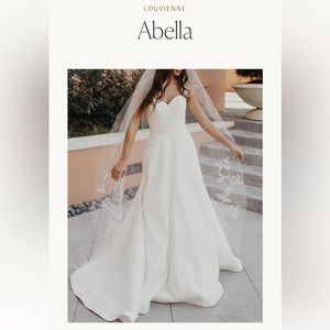 Louvienne Abella Wedding Gown